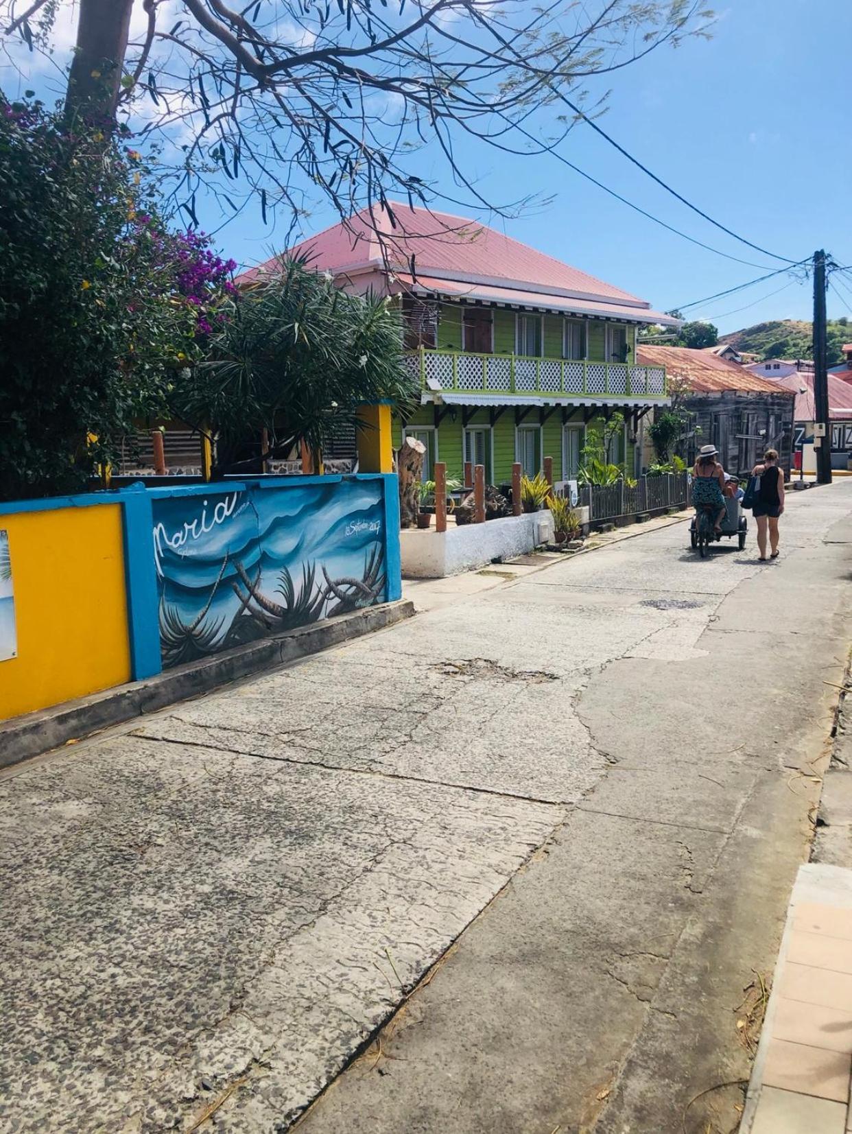 Habitation Santos 6 Personnes Terre De Haut Les Saintes Exteriör bild